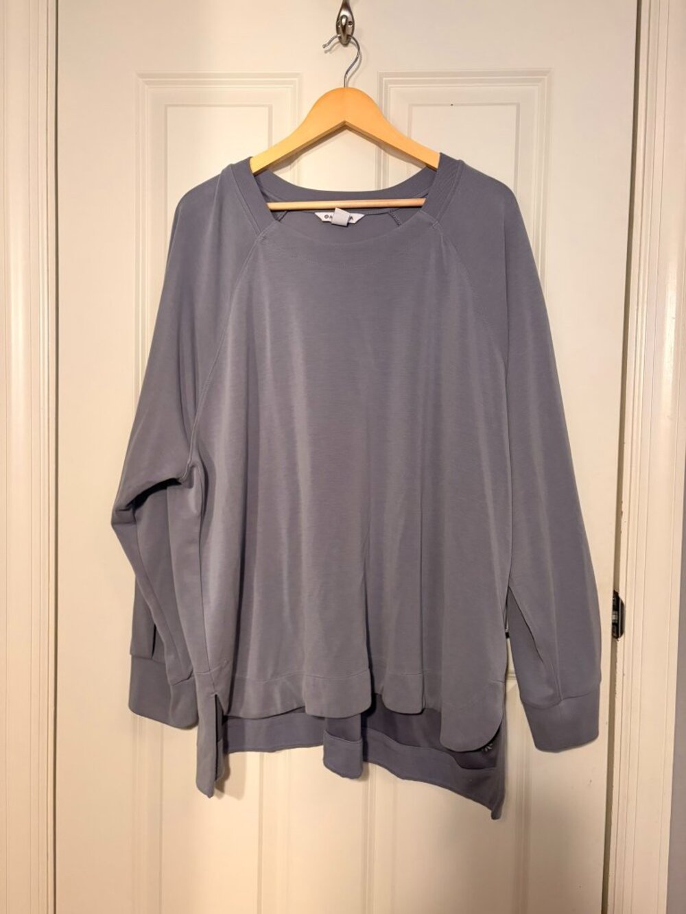 Athleta Seasoft Crewneck Sweatshirt